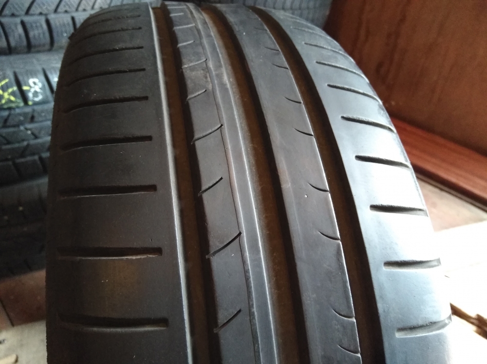 Придбати вживані шини Dunlop SP Sport Fastresponse 195/50 R 15