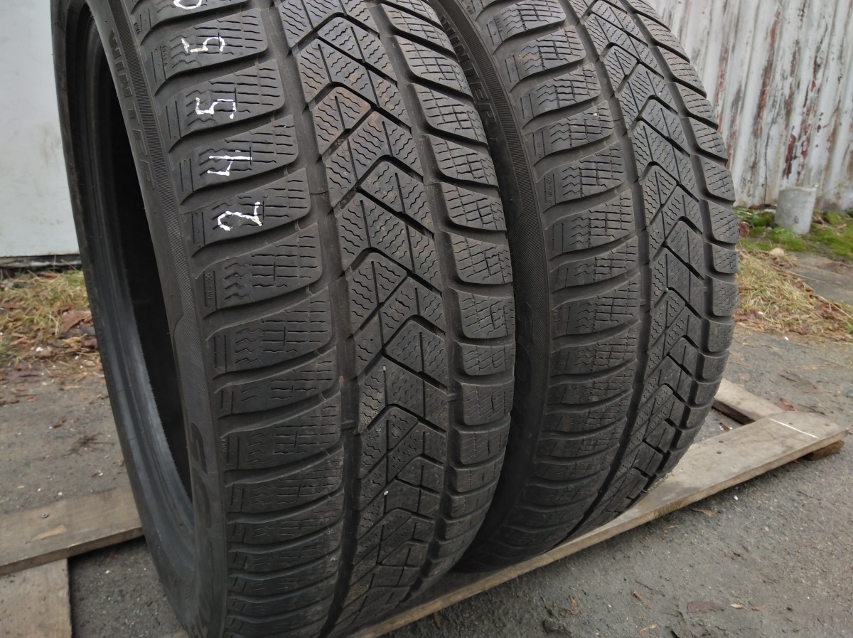 Придбати вживані шини Pirelli Sottozero 3 RFT 245/50 R 19