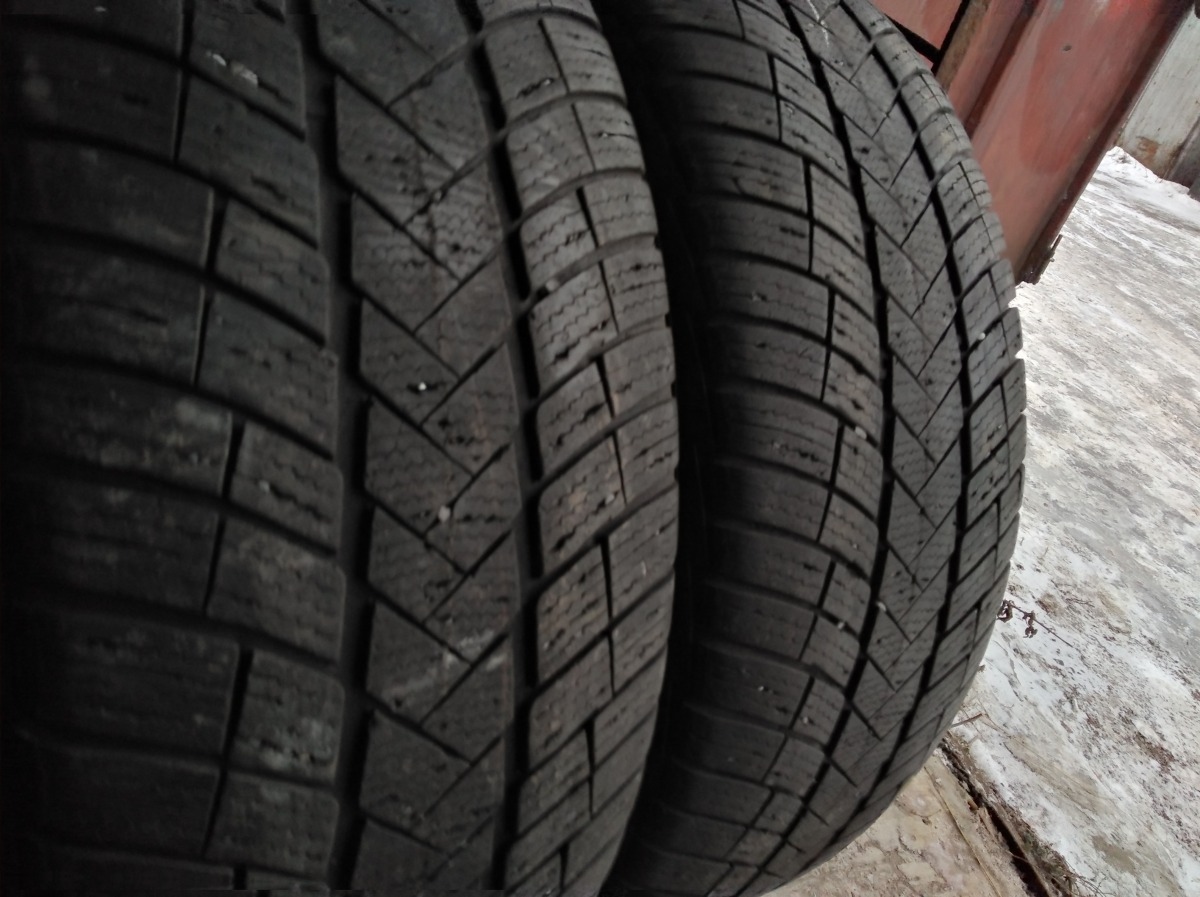 Придбати вживані шини Vredestein Wintrac PRO 255/55 R 19
