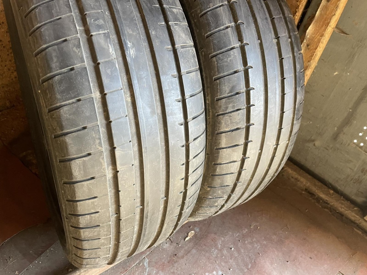 Придбати вживані шини Dunlop Sport Maxx RT 225/55 R 17