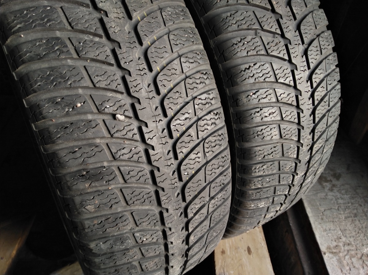 Придбати вживані шини Kumho I Zen kw 23 225/60 R 17
