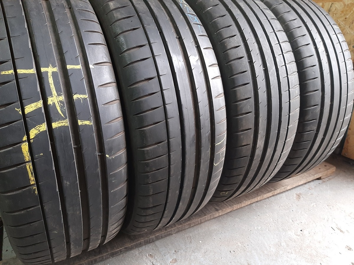 Придбати вживані шини Michelin Pilot Sport 4 225/45 R 19