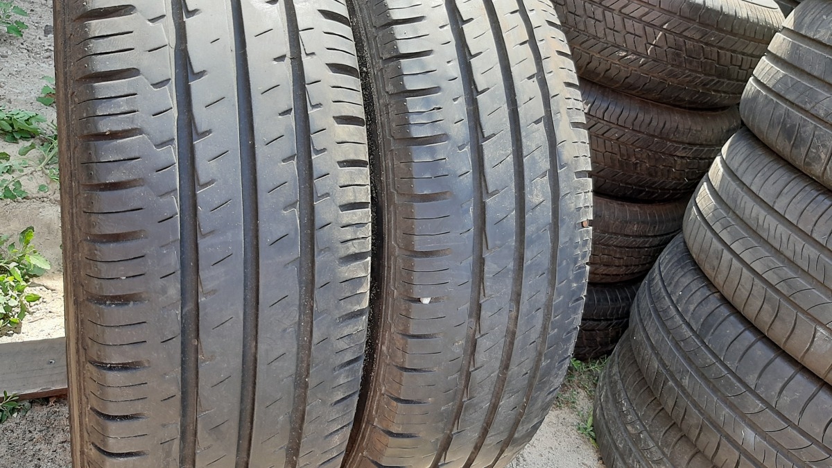 Придбати вживані шини Hankook Vantra LT 215/75 R 16C