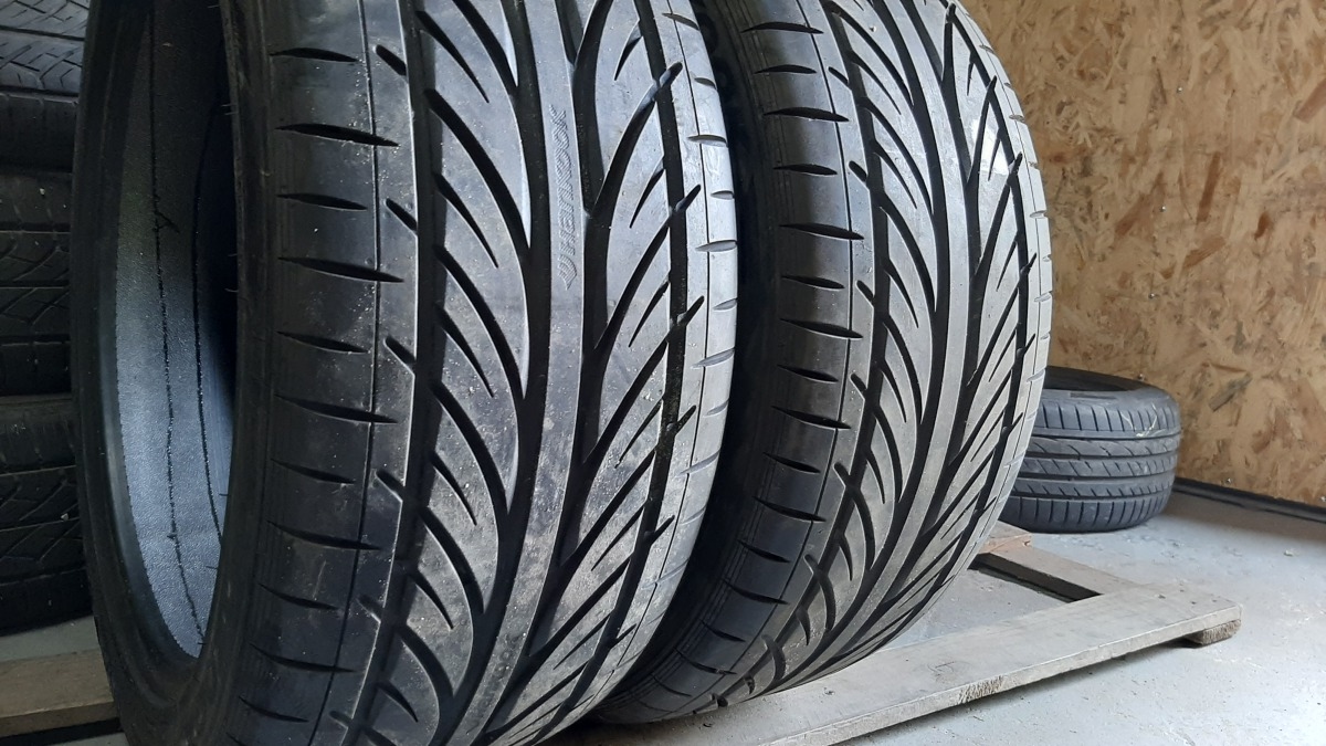 Придбати вживані шини Hankook Ventus V12 evo. 255/40 R 19