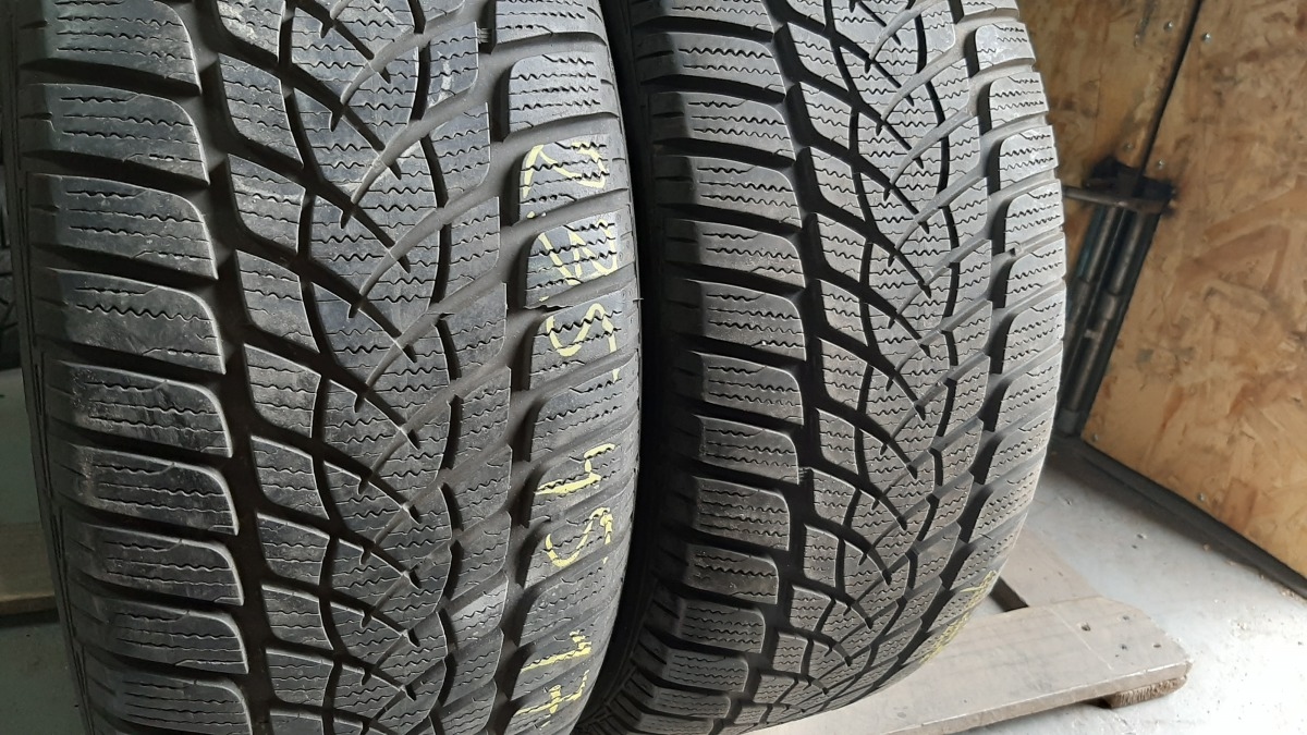 Придбати вживані шини GoodYear Ultra Grip Perfomance 235/45 R 17