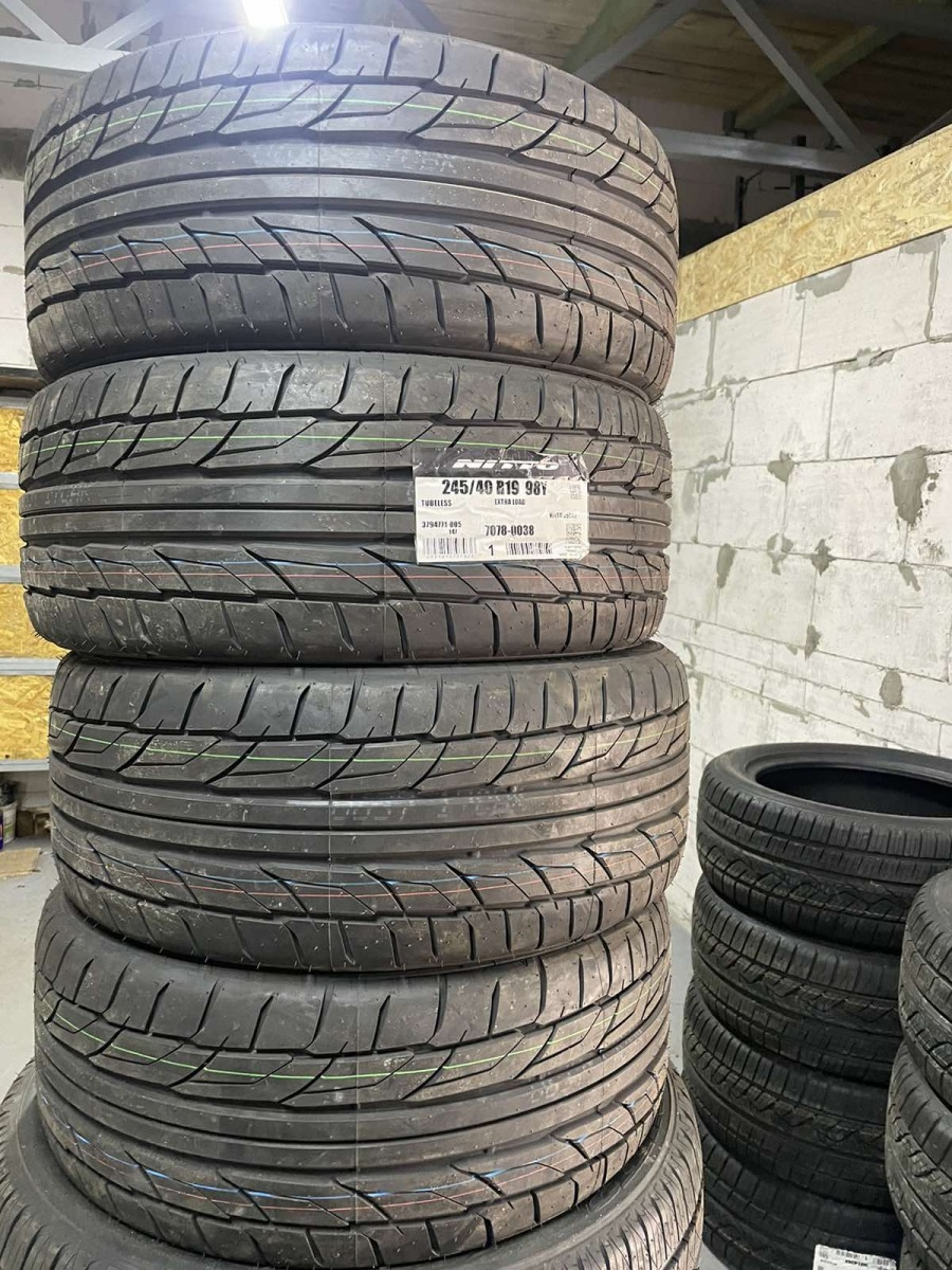 Придбати вживані шини Nitto NT555 G2 245/40 R 19