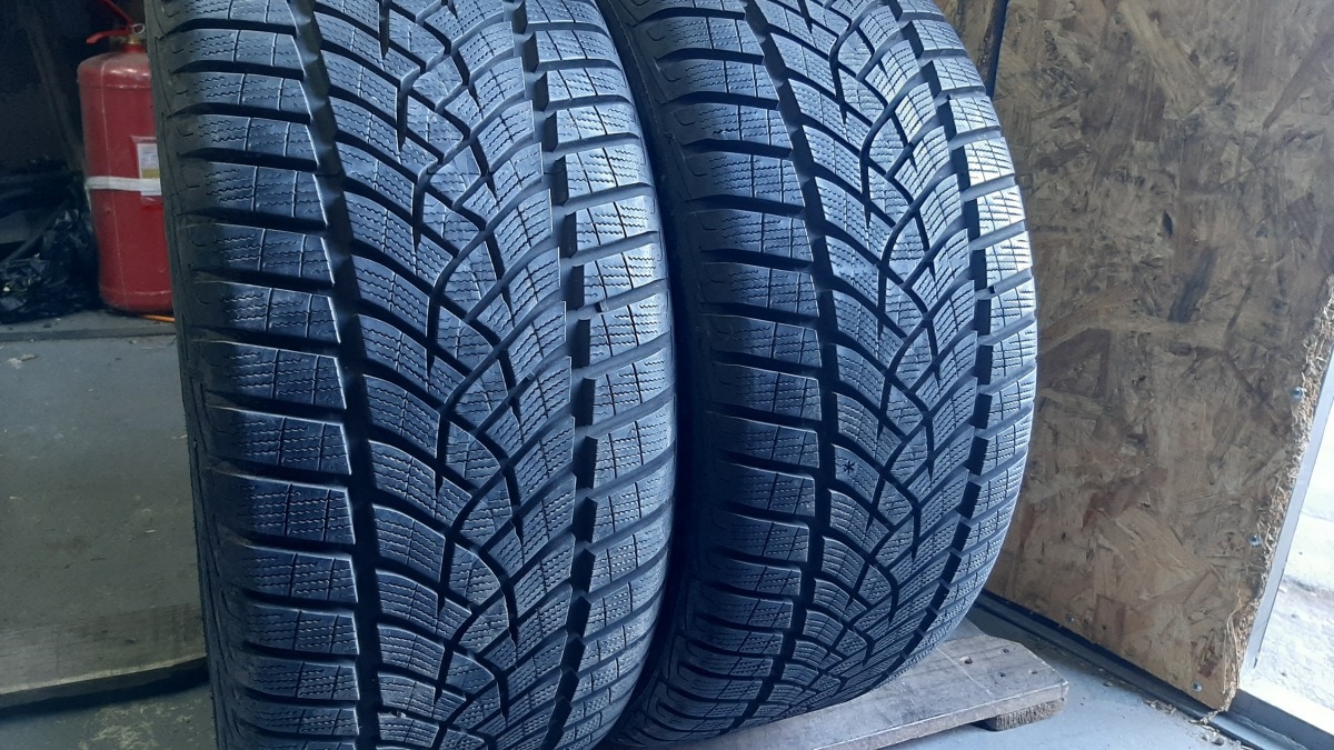 Придбати вживані шини Good Year Ultra Grip Perfomance 245/40 R 19