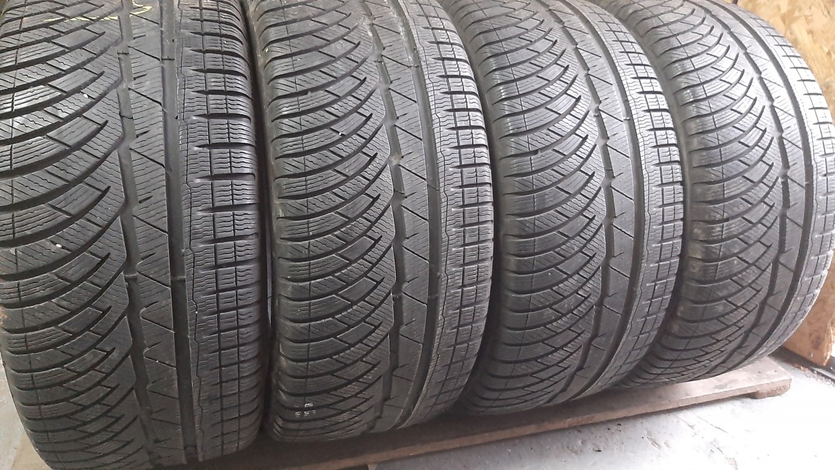Придбати вживані шини Michelin Pilot Alpin PA 4 255/40 R 18
