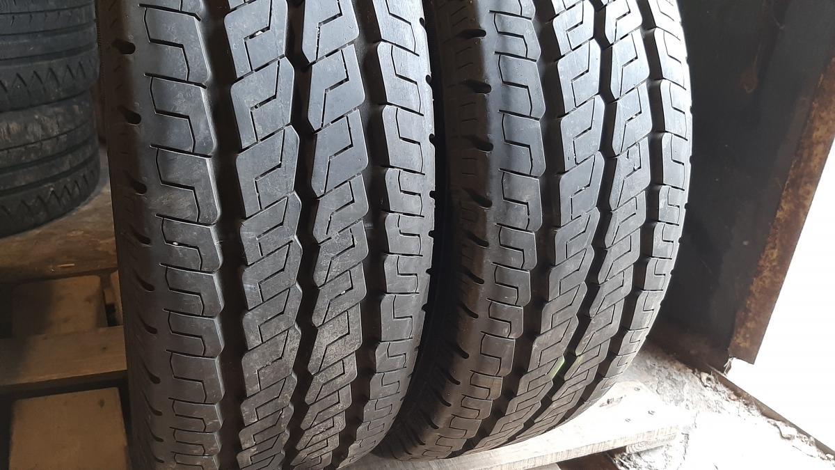 Придбати вживані шини Continental VancoCamper 215/70 R 15C