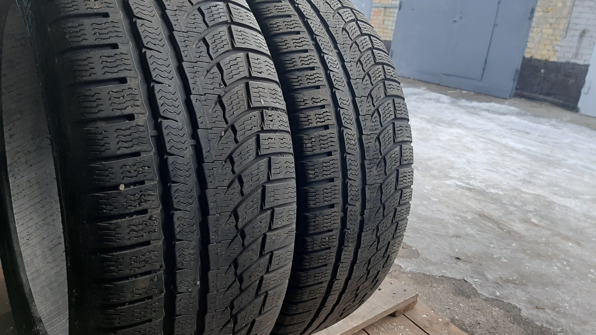 Придбати вживані шини Nokian WRA4 225/45 R 19