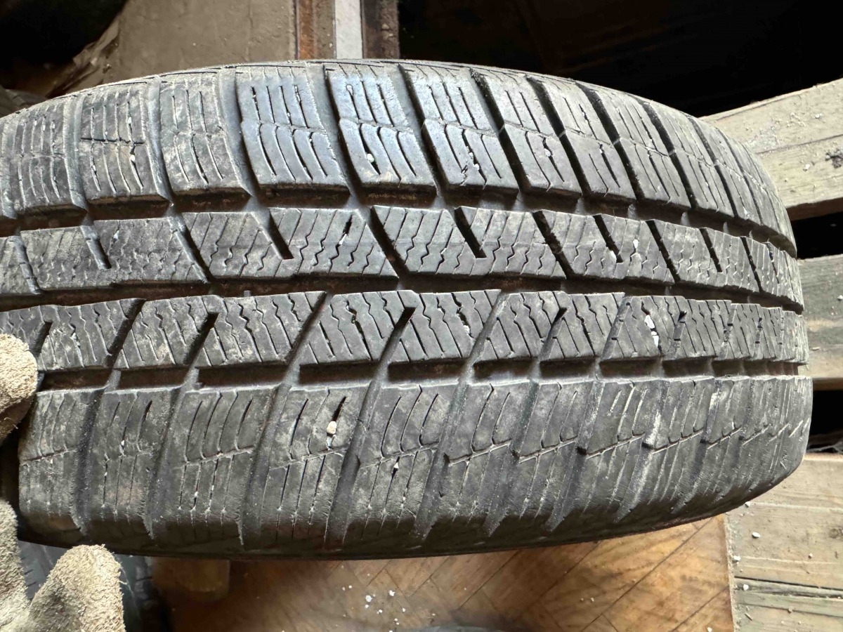 Придбати вживані шини Barum Polaris 5 195/60 R 15