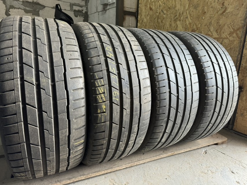 Придбати вживані шини Hankook Ventus S1 Evo2 235/40 R 19