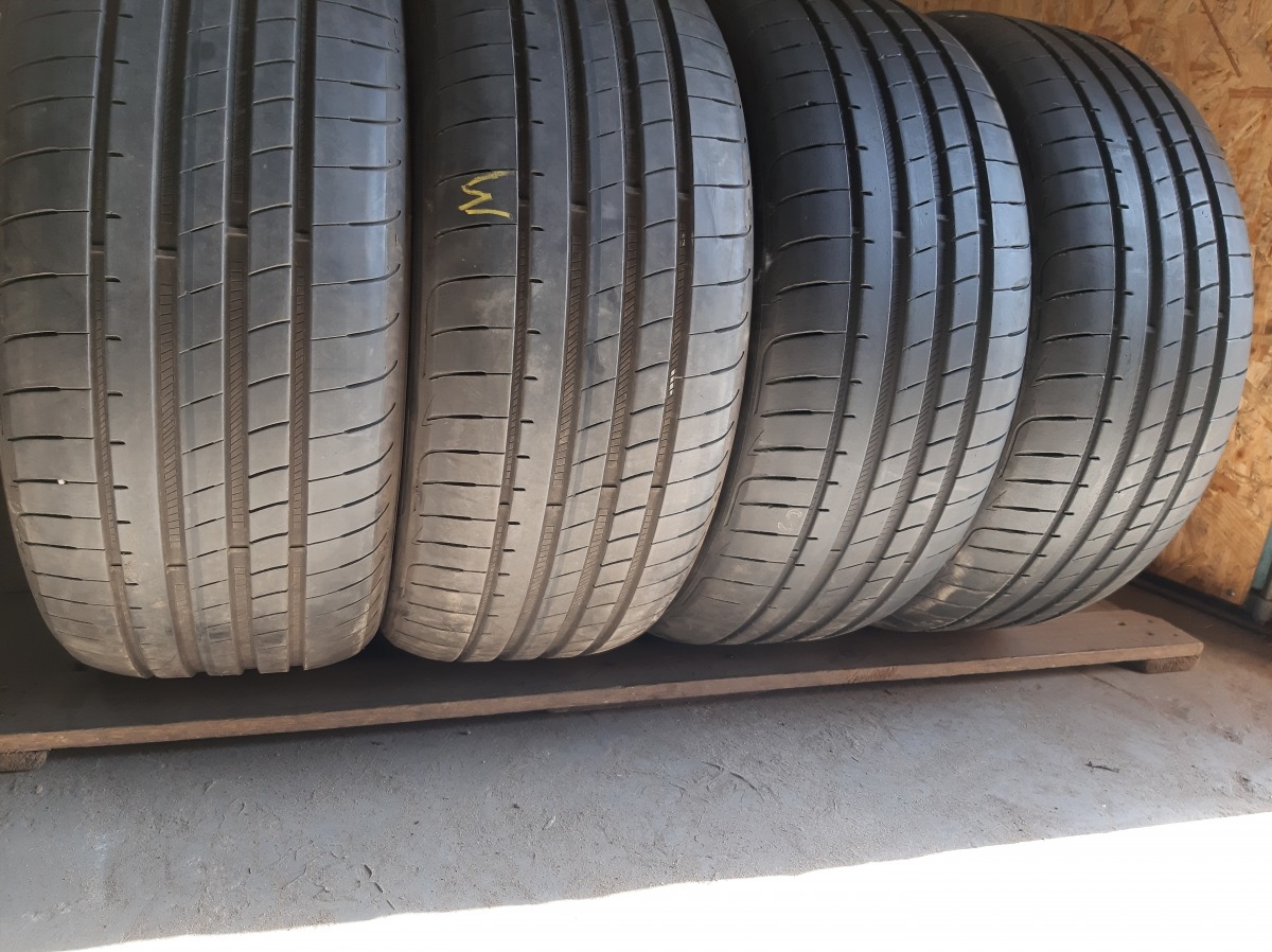 Придбати вживані шини GoodYear Eagle F1 245/40 R 19