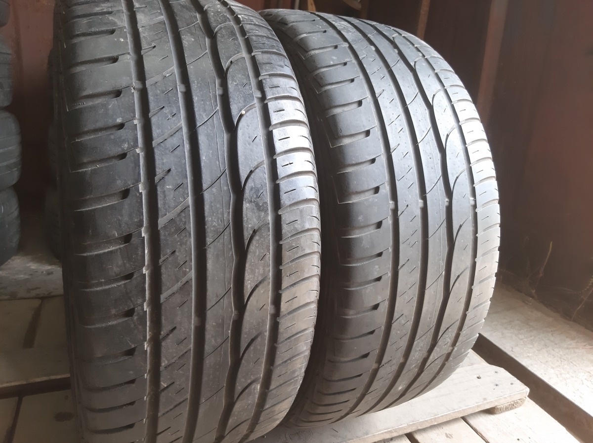 Придбати вживані шини Barum Bravuris 2  235/45 R 17