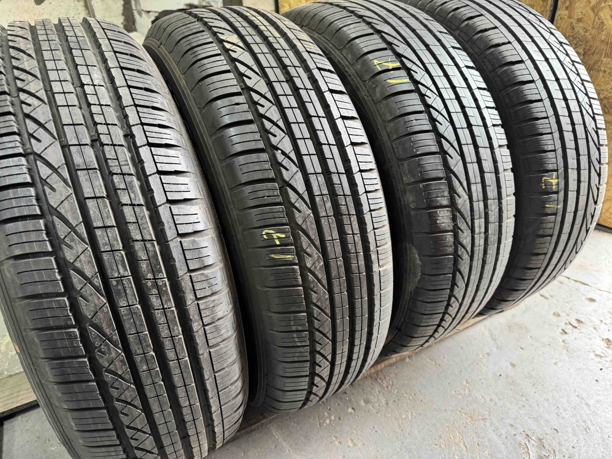 Придбати вживані шини Dunlop Grand TREK Touring A/S 225/65 R 17
