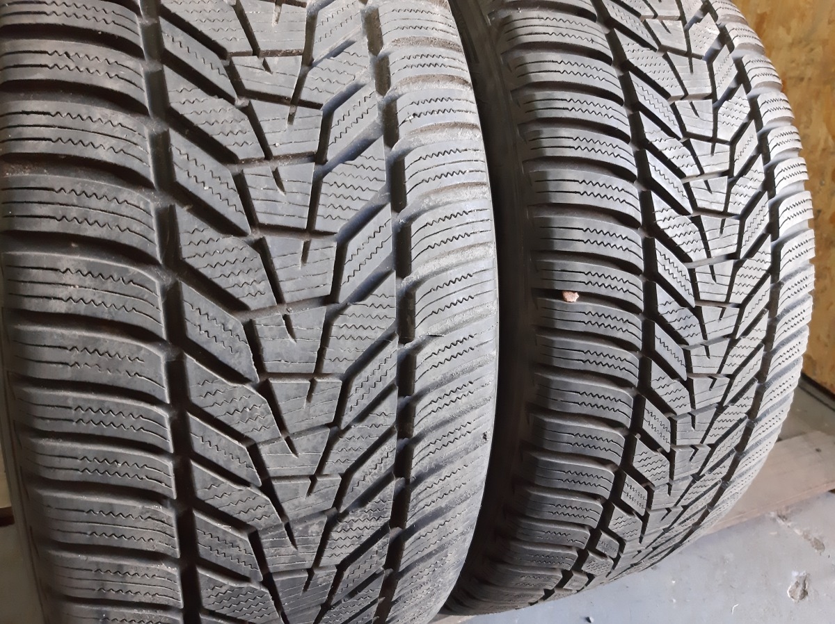 Придбати вживані шини Hankook Winter I cept evo 3 255/45 R 18