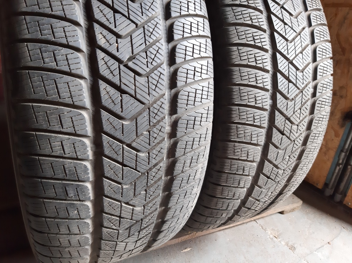 Придбати вживані шини Pirelli Scorpion Winter 265/60 R 18
