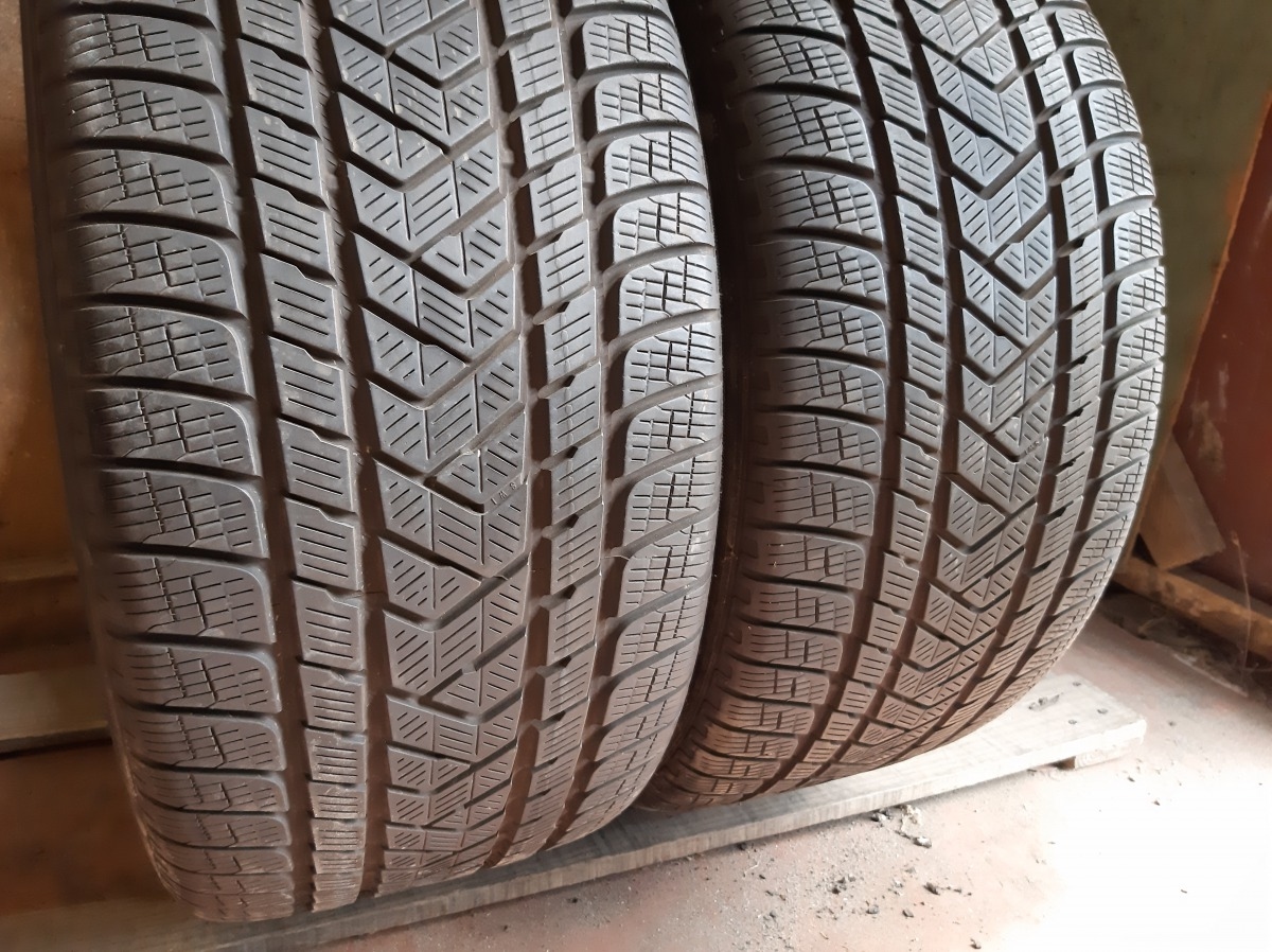 Придбати вживані шини Pirelli Scorpion Winter  275/40 R 20