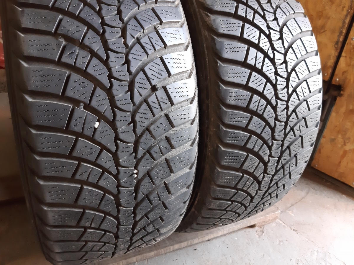 Придбати вживані шини Kumho Witnercraft WP 71 235/45 R 17
