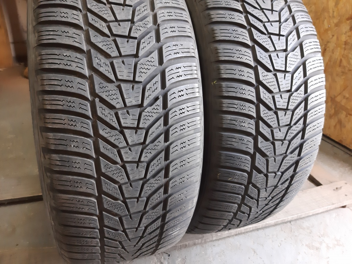 Придбати вживані шини Hankook Winter I Cept EVO 3  235/55 R 17