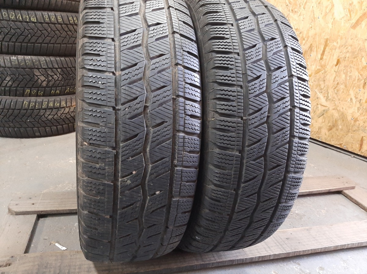 Придбати вживані шини Hankook Winter I Cept LV 205/65 R 16C