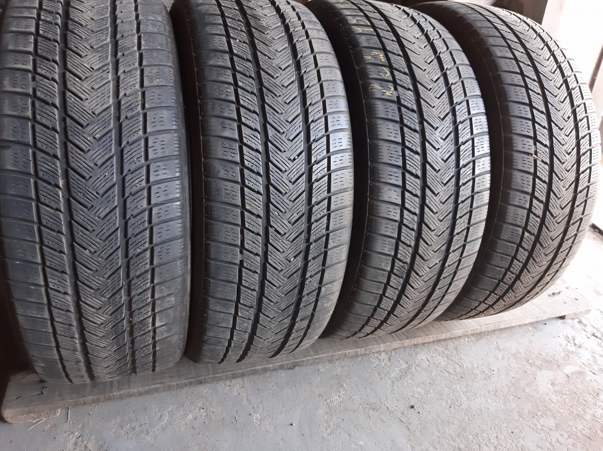 Придбати вживані шини Gripmax Status PRO Winter 225/45 R 19