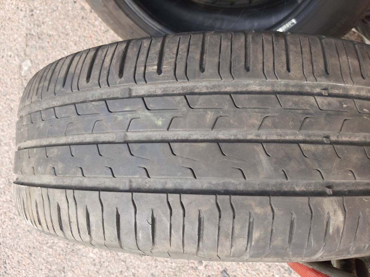 Придбати вживані шини Continental EcoContact 6 195/60 R 15