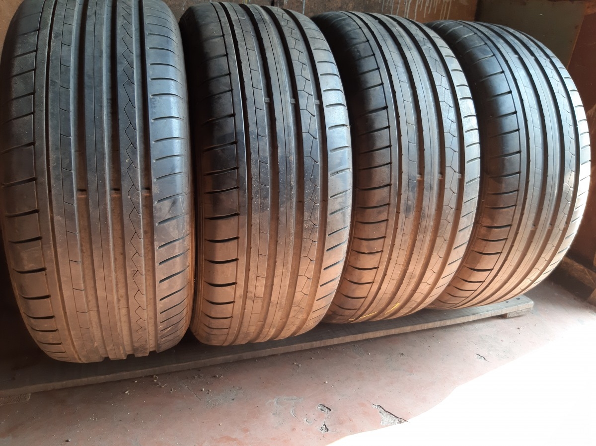 Придбати вживані шини Dunlop SP Sport Maxx GT RFT  245/50 R 18