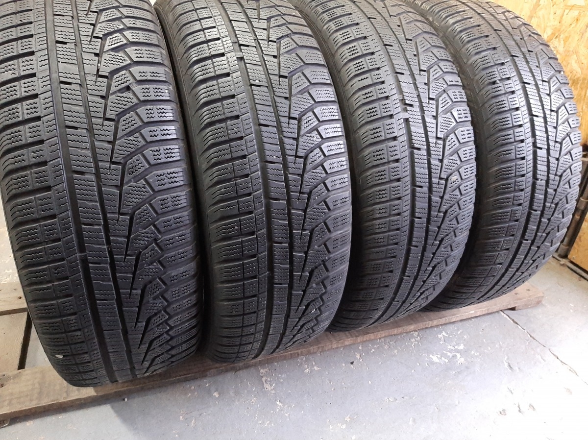 Придбати вживані шини Hankook Winter I Cept EVO 2  225/60 R 17