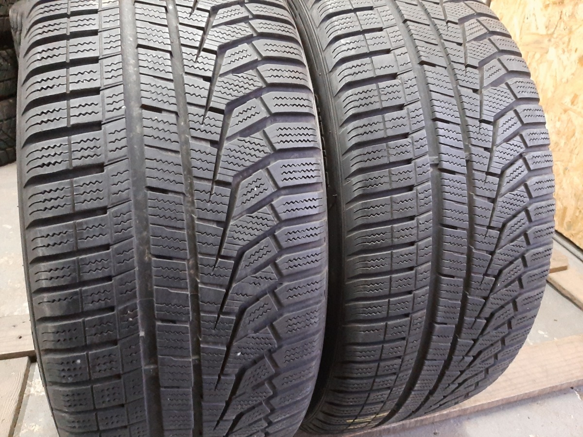 Придбати вживані шини Hankook Winter Icept EVO 2  235/45 R 17