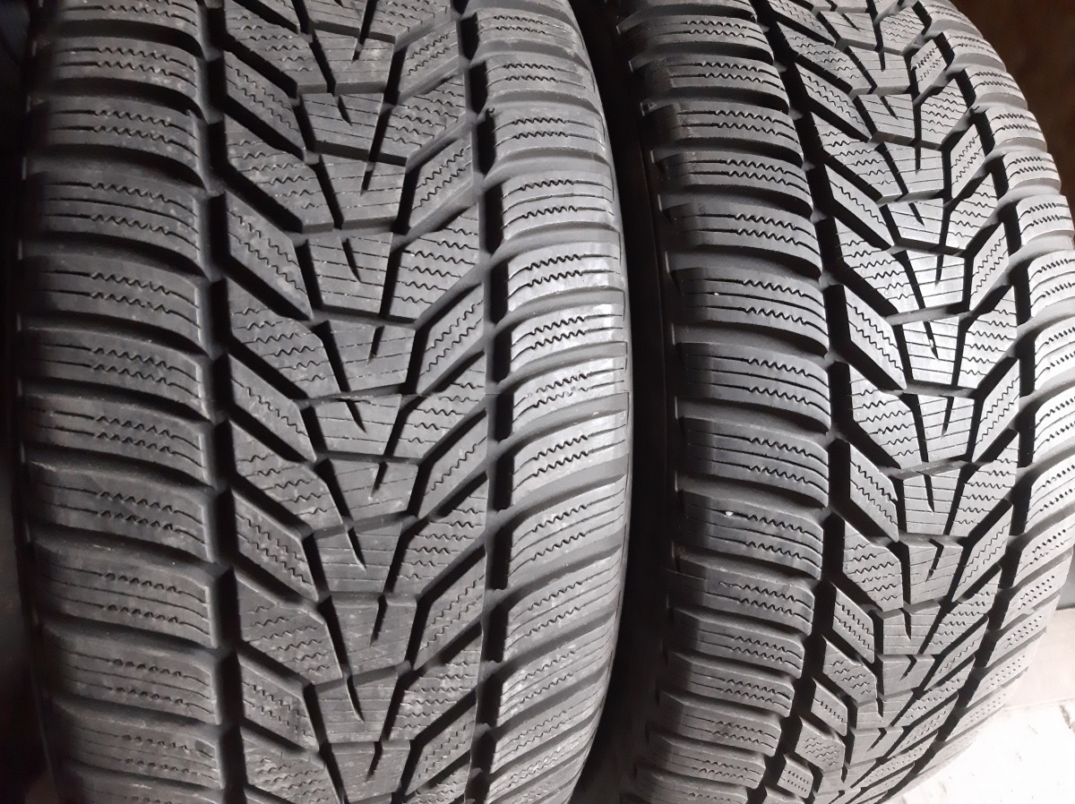 Придбати вживані шини Hankook Winter I Cept Evo 3  235/40 R 18