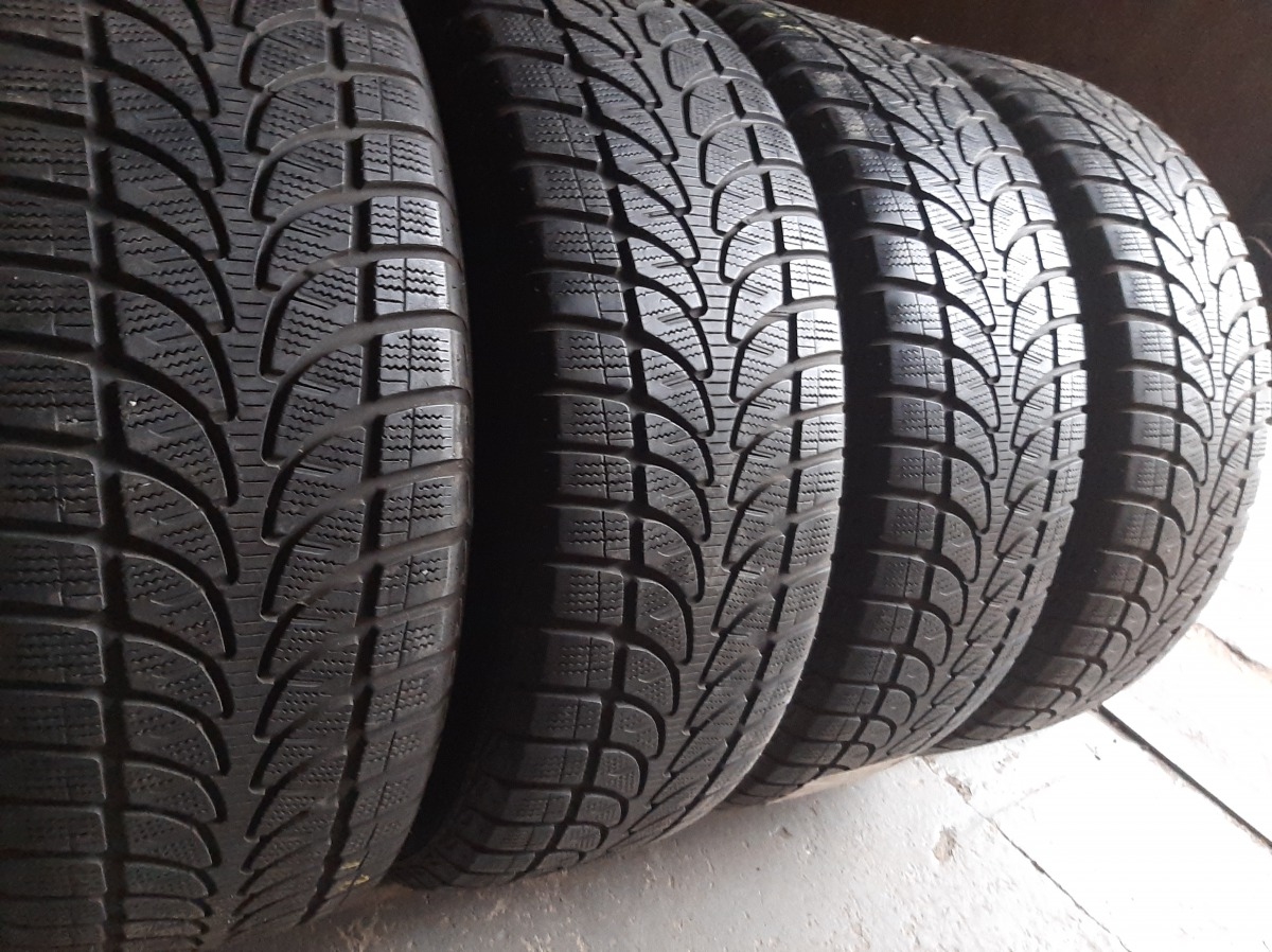 Придбати вживані шини Bridgstone Blizzak LM-80 EVO 235/60 R 18