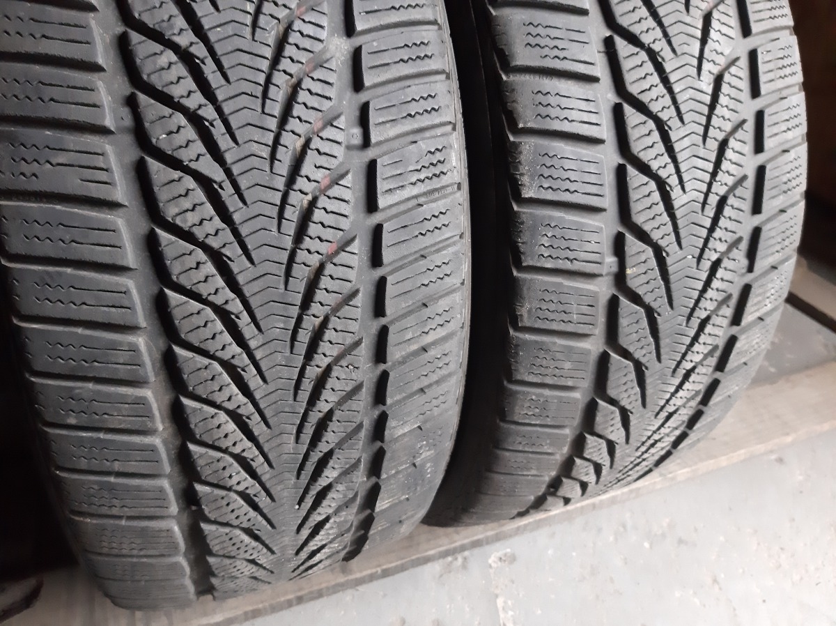 Придбати вживані шини Points WinterStar 4  225/45 R 17