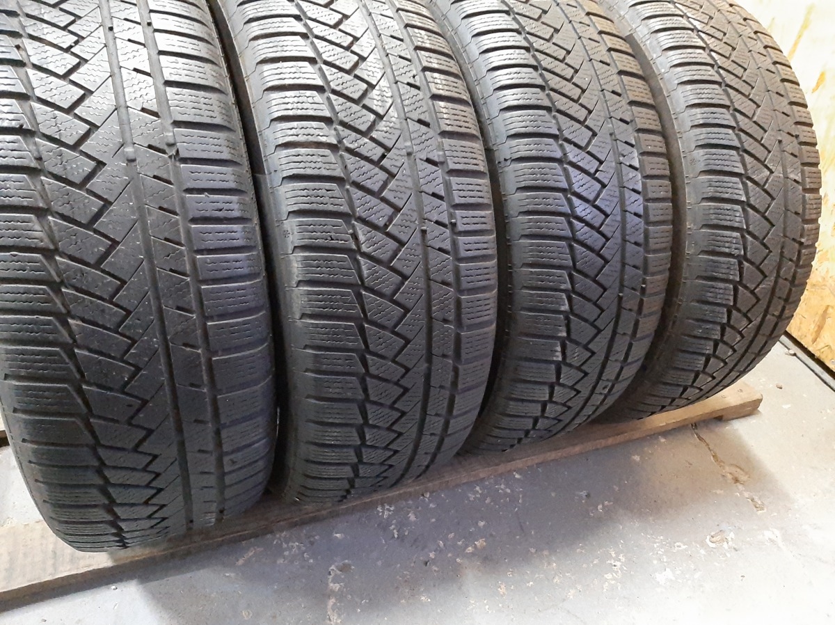 Придбати вживані шини Continental WinterContactTS850P  215/55 R 17