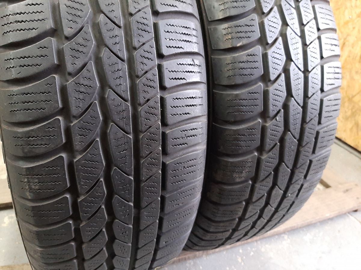 Придбати вживані шини Continental 4*4 WinterContact  215/60 R 17