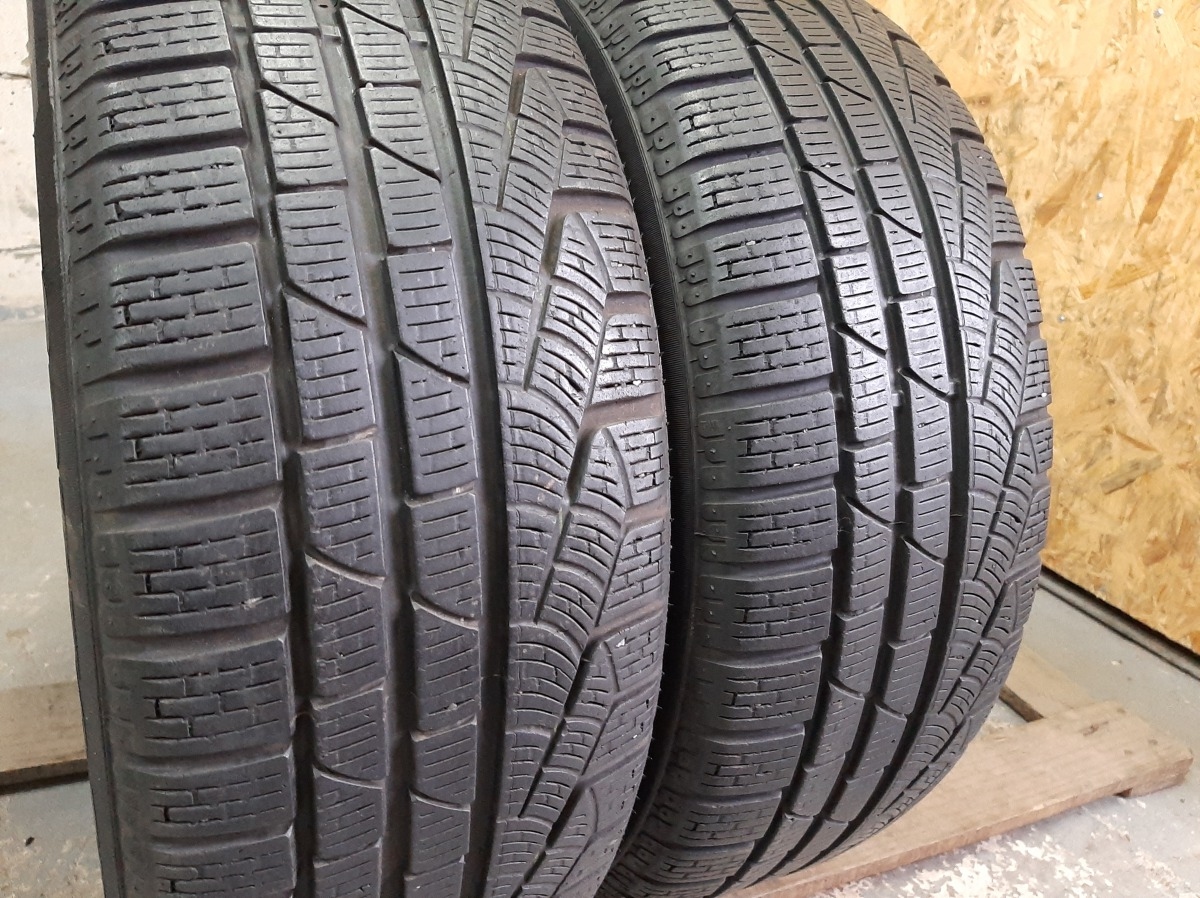 Придбати вживані шини Pirelli Sottozero Winter 210  225/50 R 17