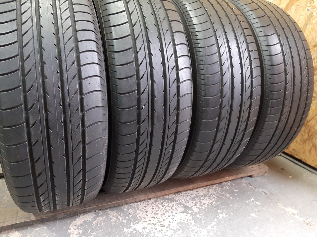 Придбати вживані шини Yokohama BluEarth E70  225/60 R 17