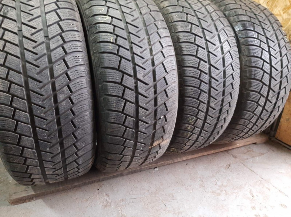 Придбати вживані шини Michelin Latitude Alpin 265/70 R 16