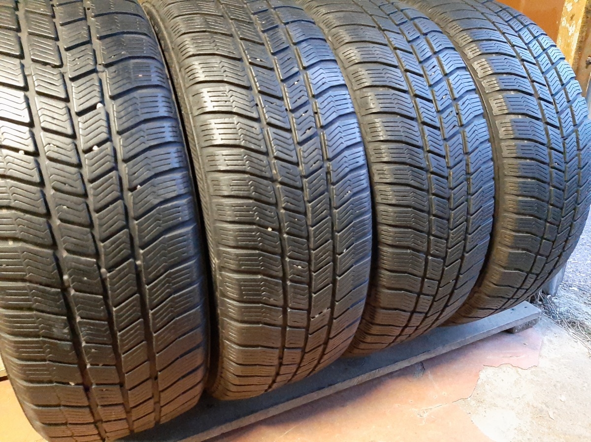 Придбати вживані шини Barum Polaris 3  205/60 R 16