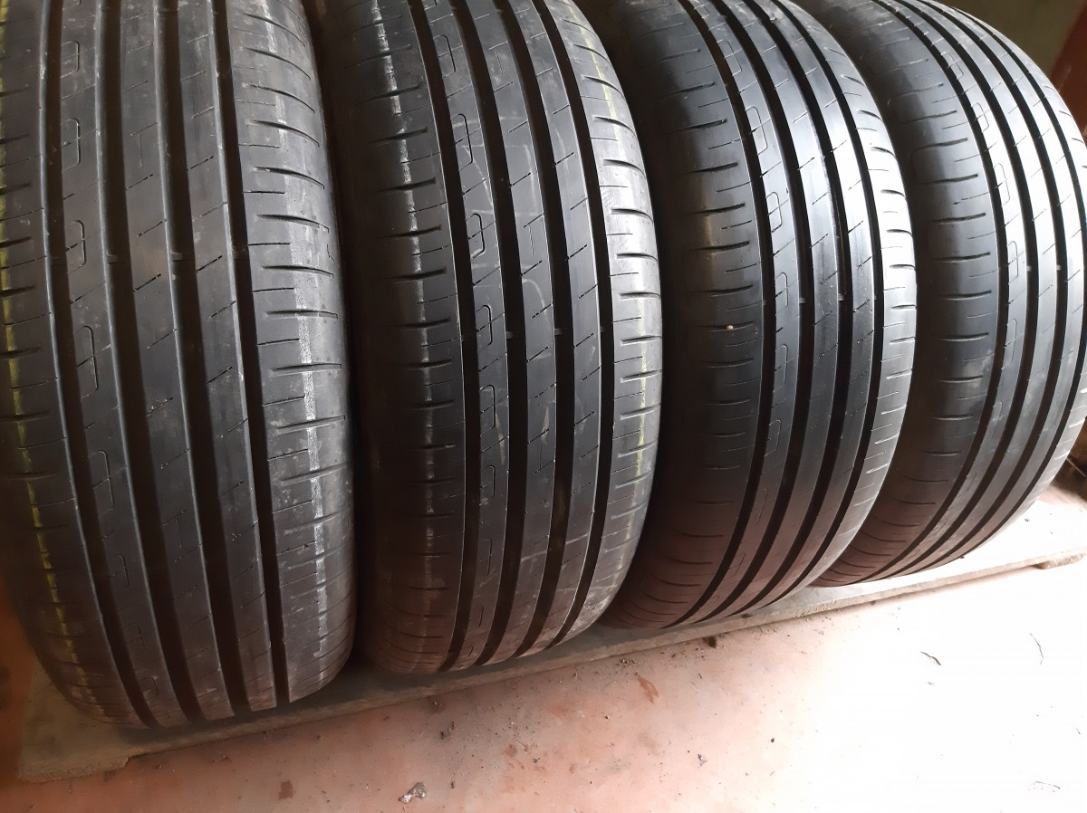 Придбати вживані шини Good Year Efficient Grip  205/55 R 17