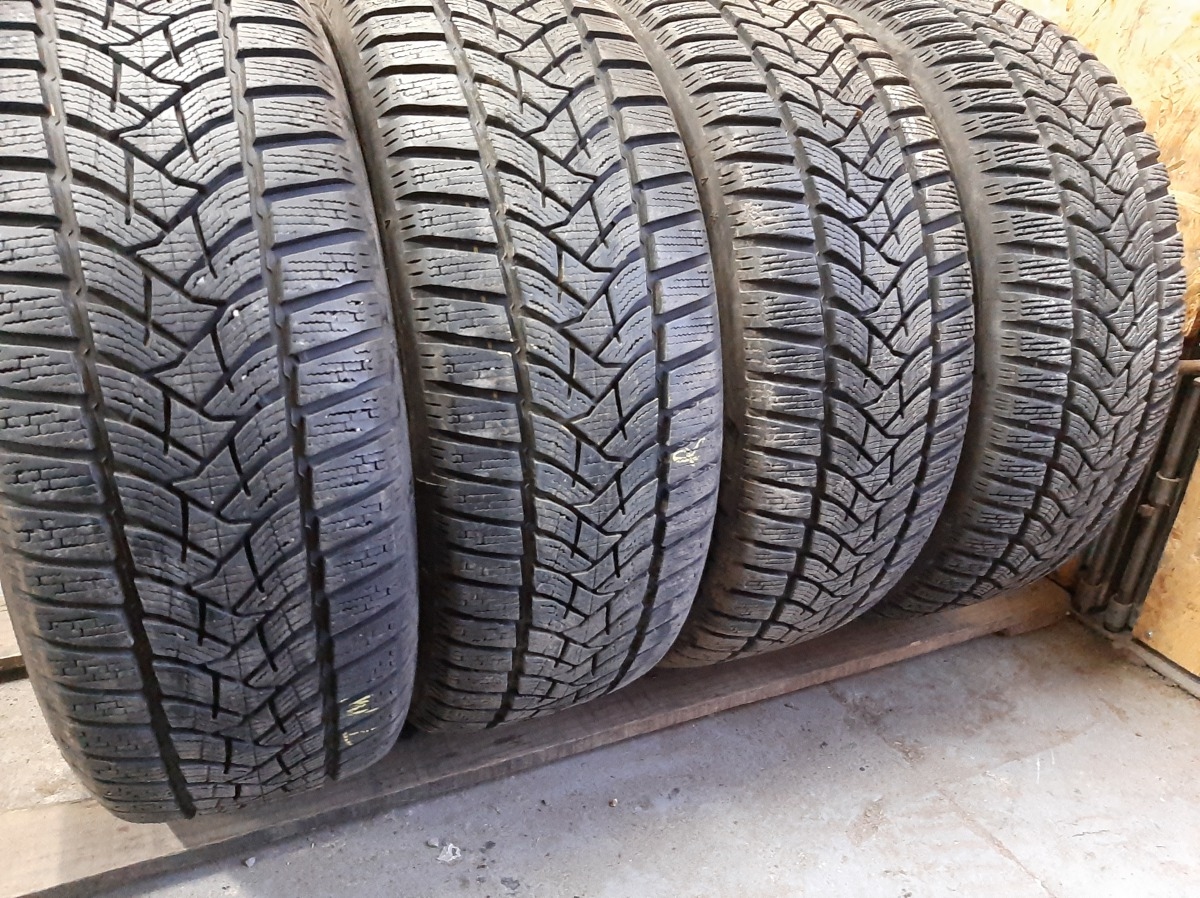 Придбати вживані шини Dunlop Winter Sport 5 205/55 R 16