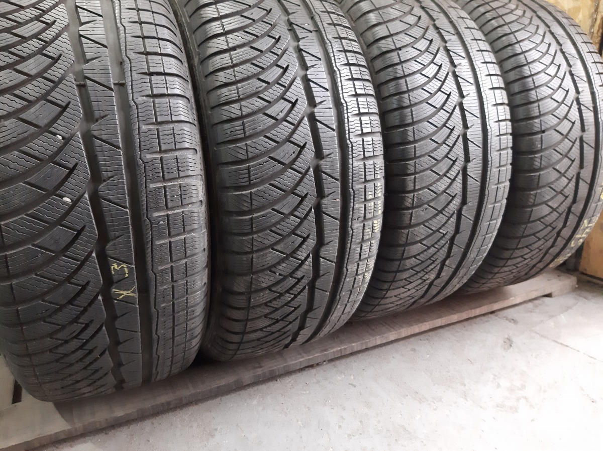 Придбати вживані шини Michelin Pilot Alpin PA4   … 245/45 R 18