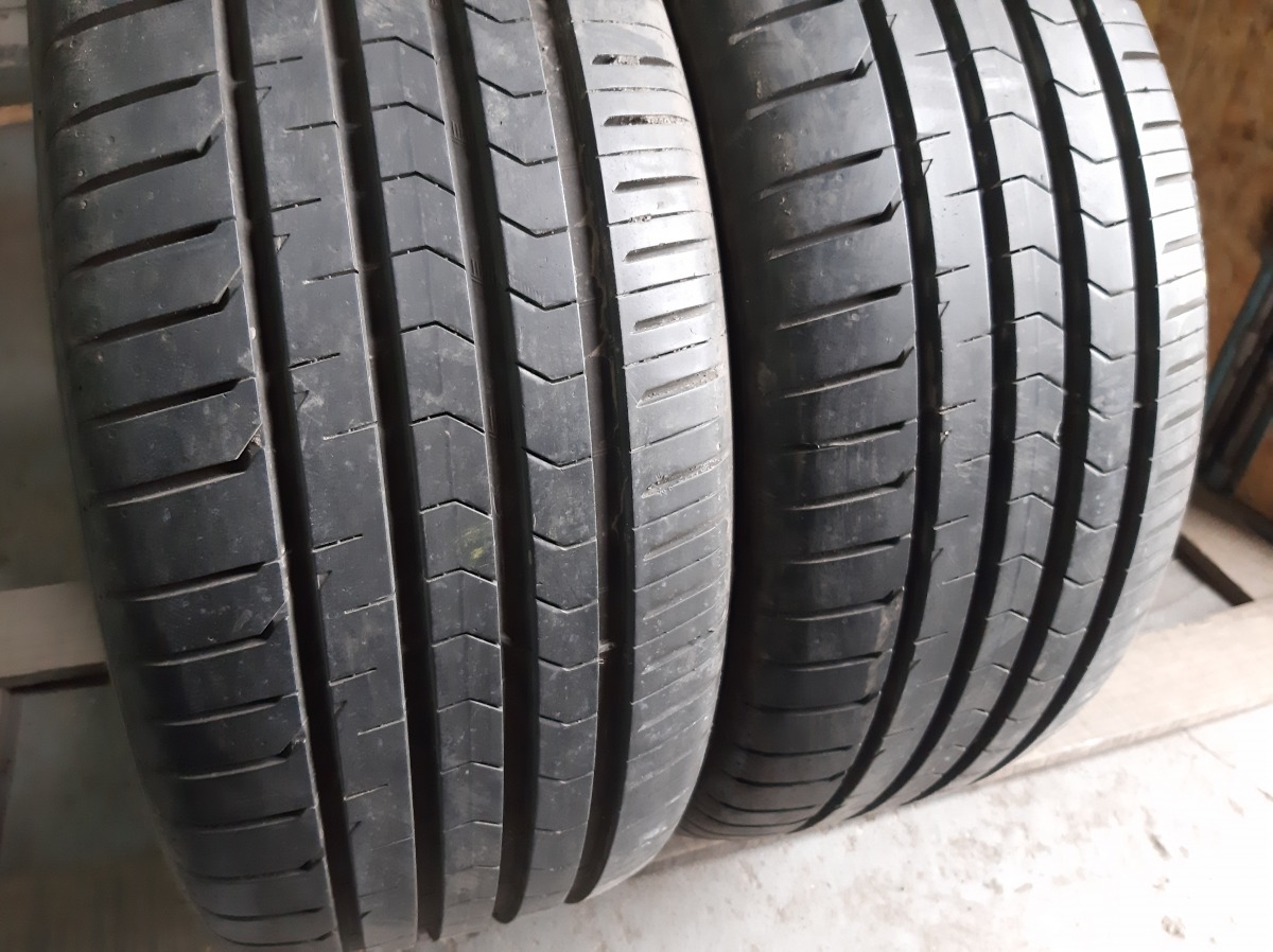 Придбати вживані шини Vredestein UltracSatin 235/45 R 17