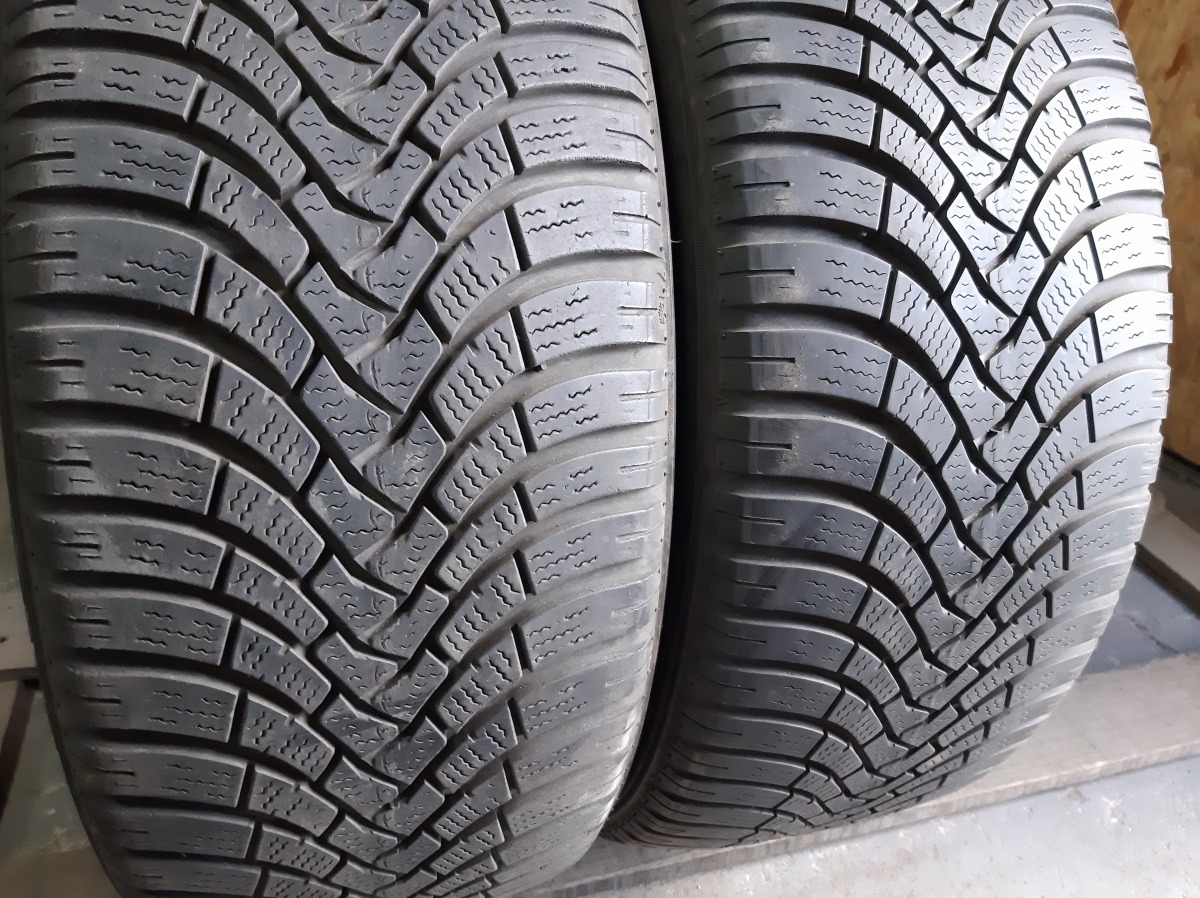 Придбати вживані шини Falken Eurowinter HS 01 … 215/50 R 17