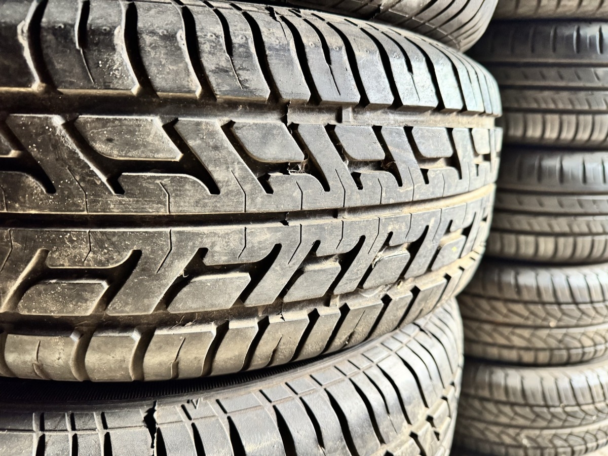 Придбати вживані шини Fulda Carat Assuro 205/70 R 14