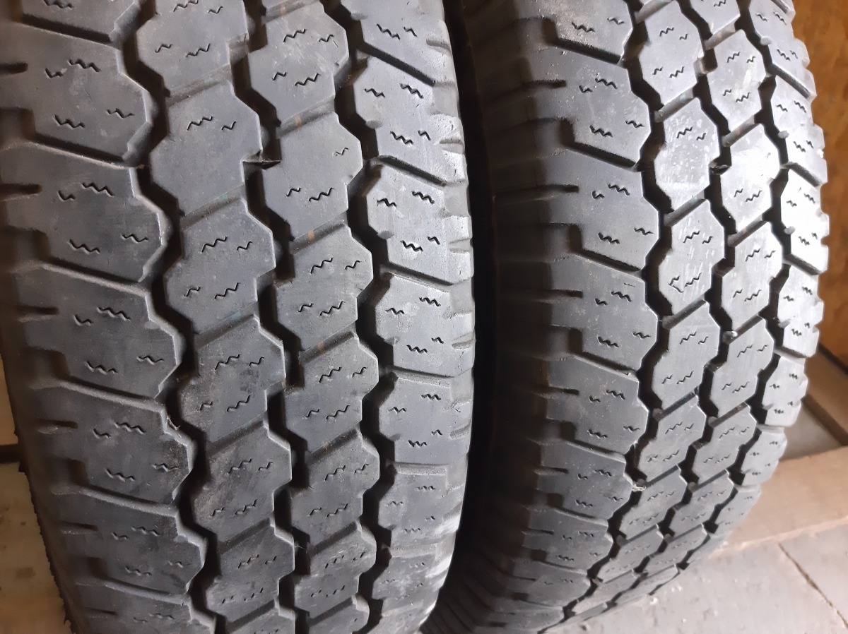 Придбати вживані шини Lassa Wintera 195/70 R 15C
