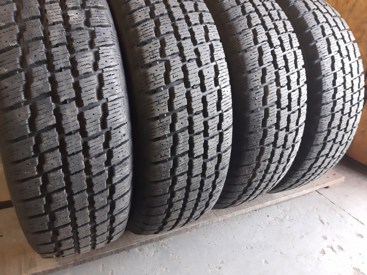 Придбати вживані шини Cooper WeatherMasterST2 205/70 R 15