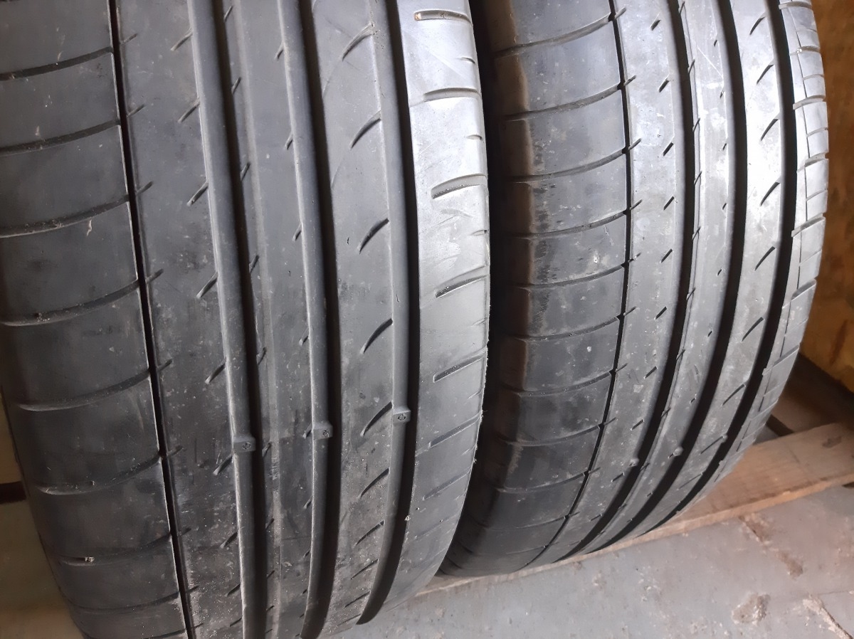 Придбати вживані шини Dunlop SP Quatro Maxx 235/65 R 17