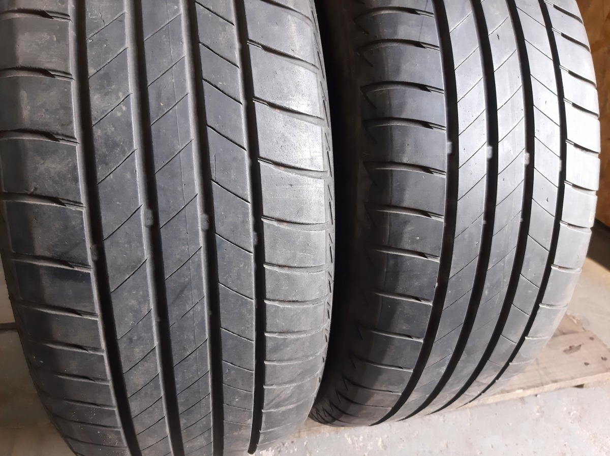 Придбати вживані шини Bridgestone Turanza T005   225/50 R 18