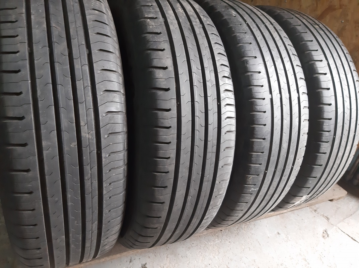 Придбати вживані шини Continental ContiEcoContact 5.   215/65 R 17